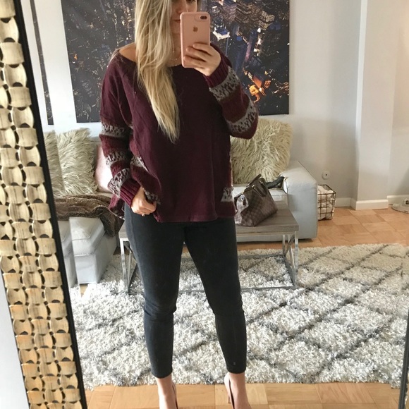 Free People Sweaters - FREE PEOPLE boxy sweatshirt